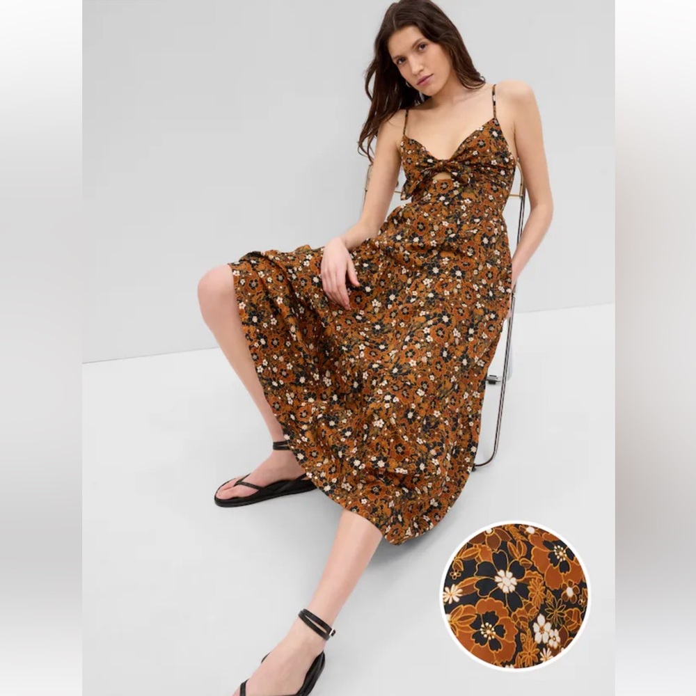 GAP 
Tie-Front Cutout Maxi Dress Brown Floral